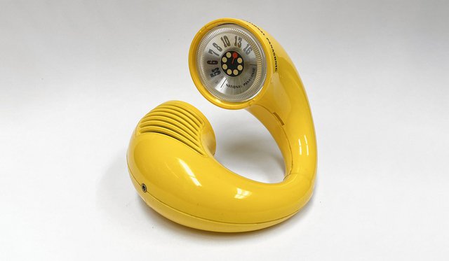 Yellow curled telephone from 1972