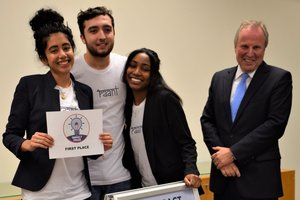 Winning student team, PAANI, at recent Impact Prize Competition, with David Seaman, Dean of SU Libraries