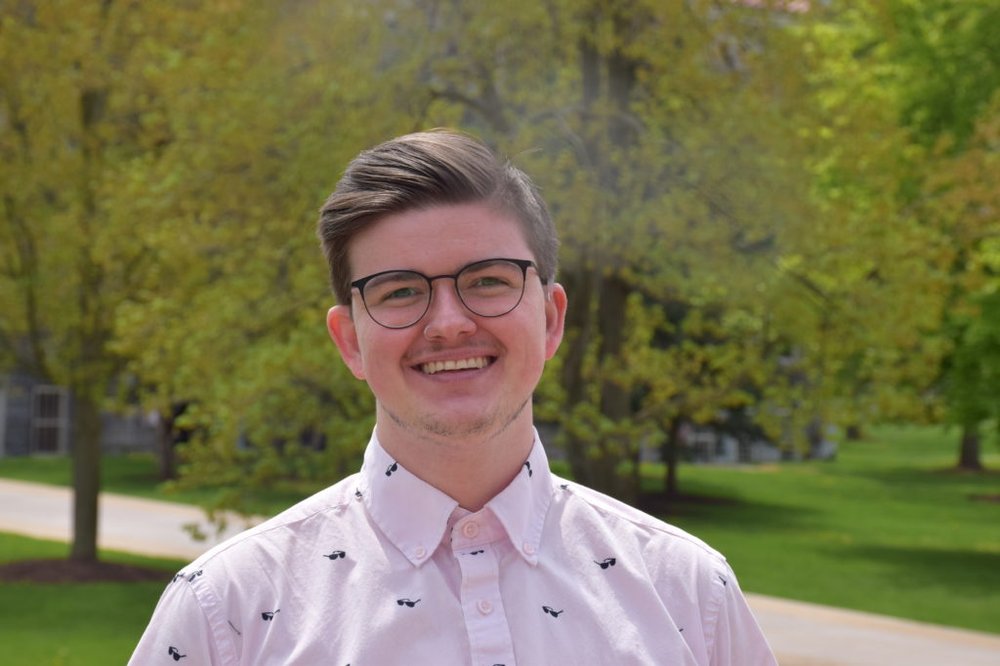 picture of Jacob deHahn outside