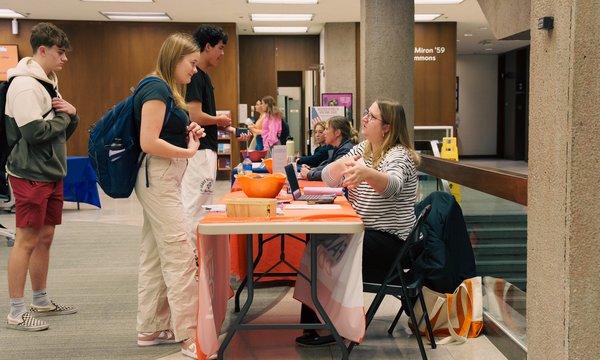 tabling in Bird Library as part of the Academic Major/Minor intra-university transfer fair