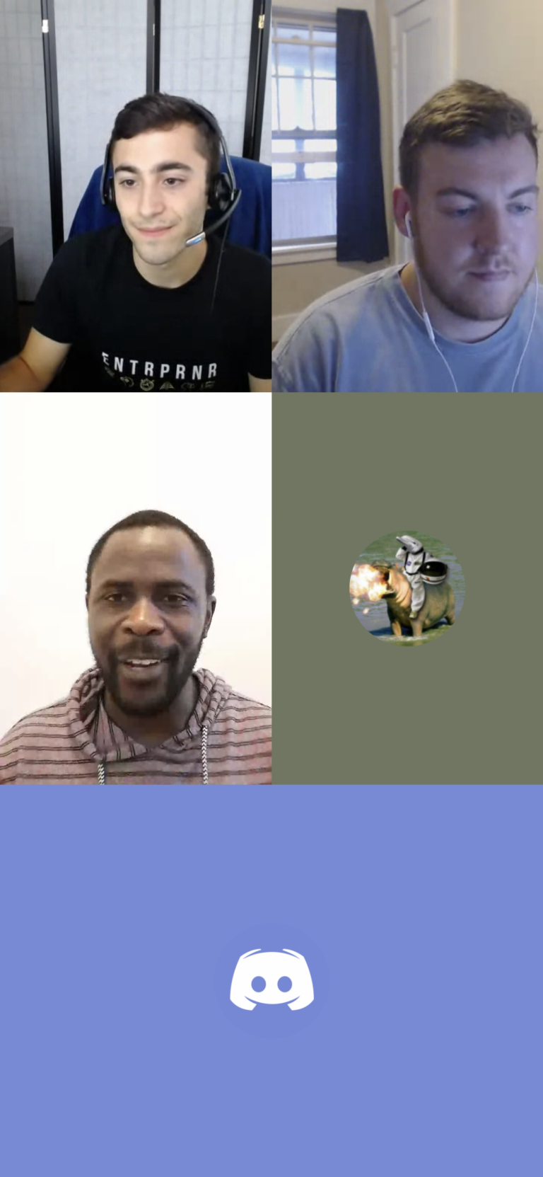 4 people on dicord video calling