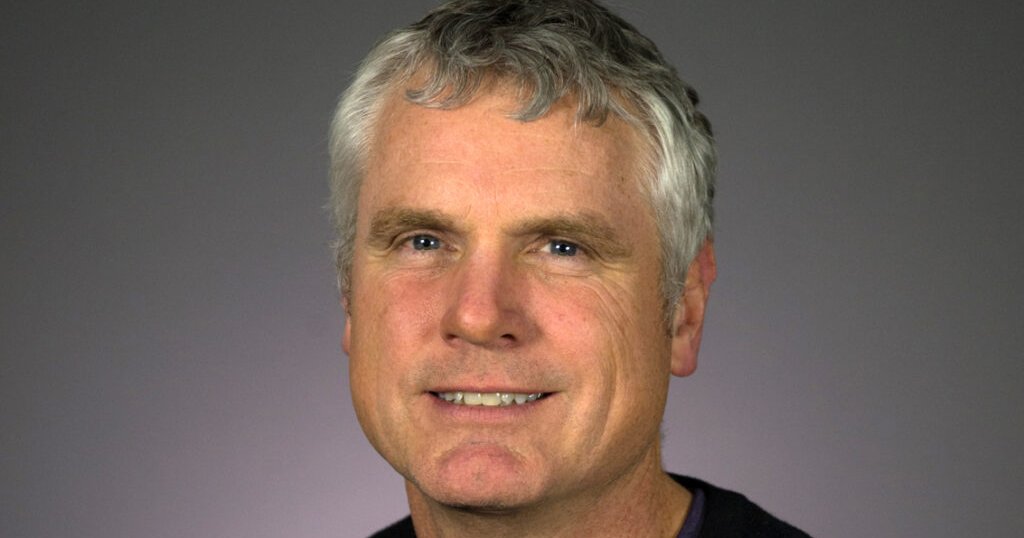 Don Carr headshot