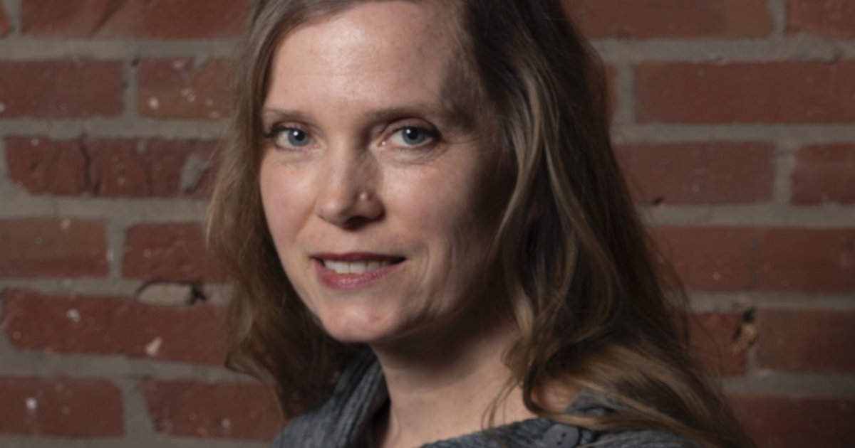 Heather Hendry headshot