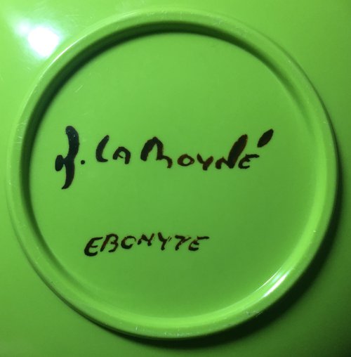 Kaye La Moyne’s signature on the bottom of bowl in the Ebonyte line. Edward Hellmich Papers.