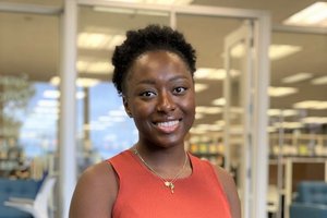 Ohemaa Dixon, an art photography student in the College of Visual and Performing Arts, was awarded funding from the Syracuse Office of Undergraduate Research and Creative Engagement.