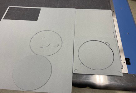 box with circles drawn