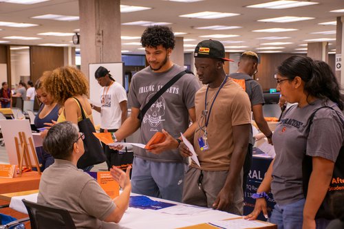 Summer Start 2022 students talking to campus representative