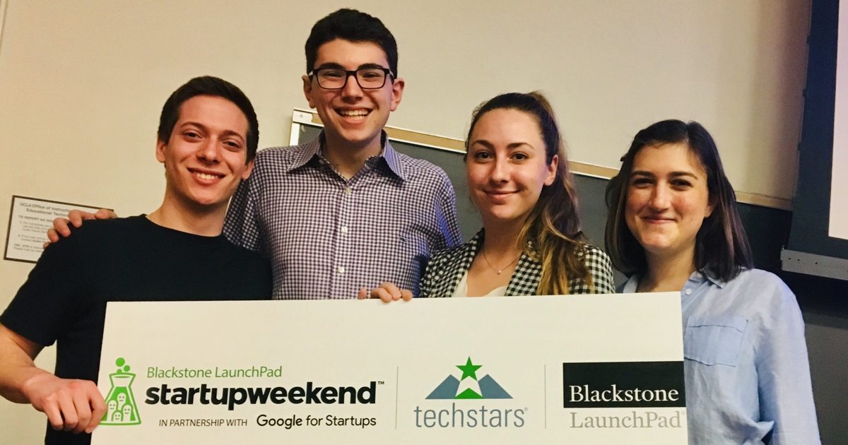 4 Syracuse students at Startup Weekend