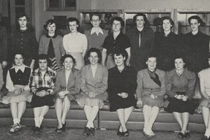 Yearbook photo of the Women’s Veterans Association from the 1950 Onondagan. Syracuse University Yearbook Collection.