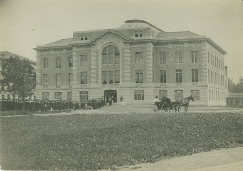 horse and buggy outside Archbold gymnasium