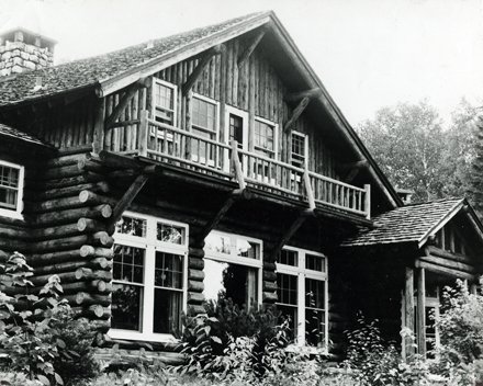 original wooden adirondack lodge