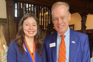 Alesandra Temerte ’23 (College of Arts and Sciences) and Chancellor Kent Syverud at the University Scholar Reception on May, 10, 2023