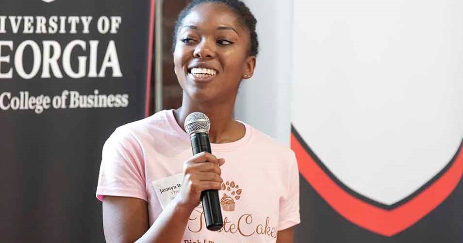 student pitching at Collegiate Great Brands Competition